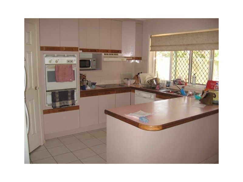 11 Tipplers Street, Victoria Point QLD 4165