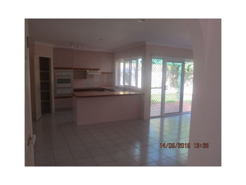 11 Tipplers Street, Victoria Point QLD 4165