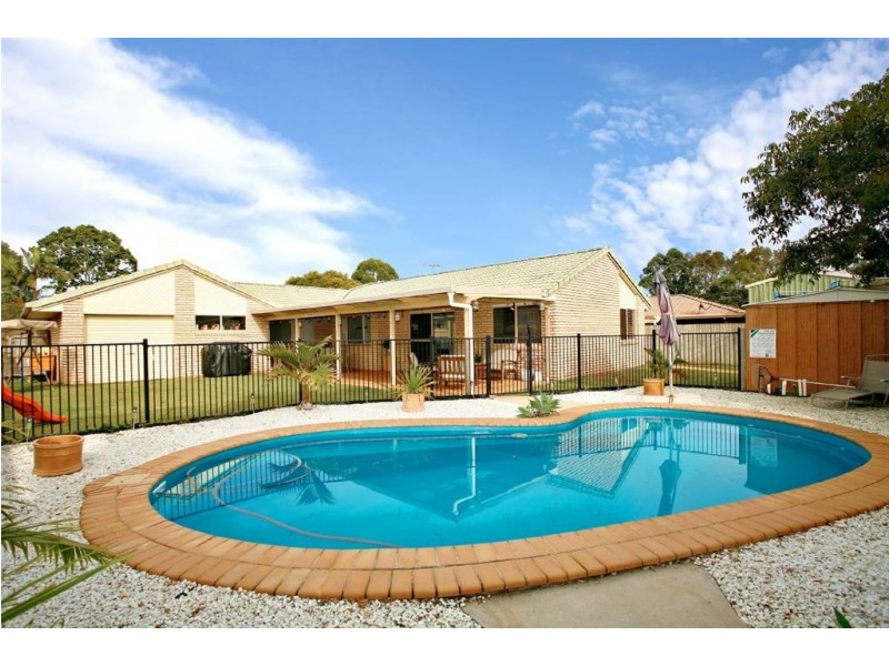 13 Aspect Dr, Victoria Point QLD 4165