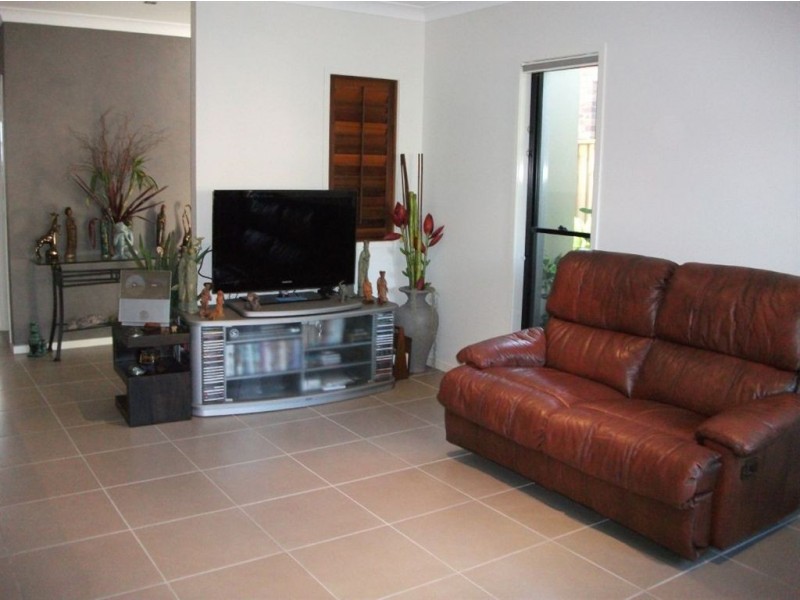 1/14 Channel St, Cleveland QLD 4163