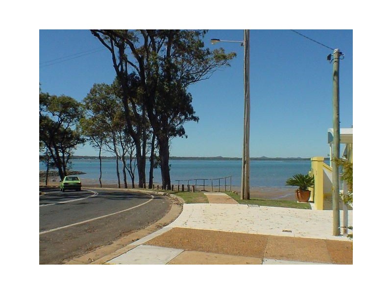 2/3 Masters Ave, Victoria Point QLD 4165