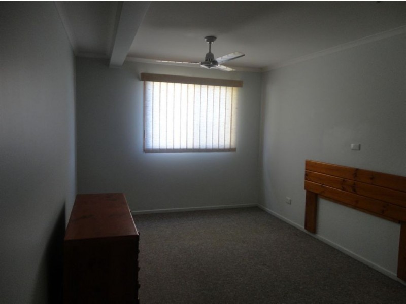 2/3 Masters Ave, Victoria Point QLD 4165