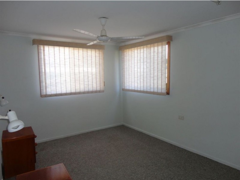 2/3 Masters Ave, Victoria Point QLD 4165