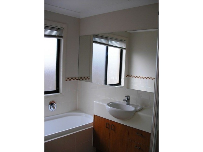 18 Ti Tree Crt, Mount Cotton QLD 4165