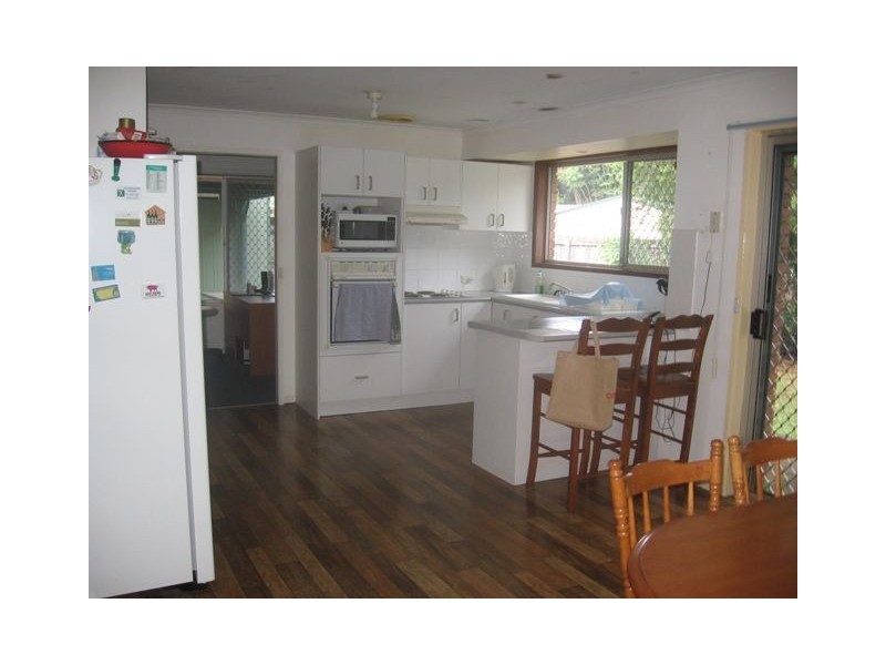 107 Broadwater Terrace, Redland Bay QLD 4165