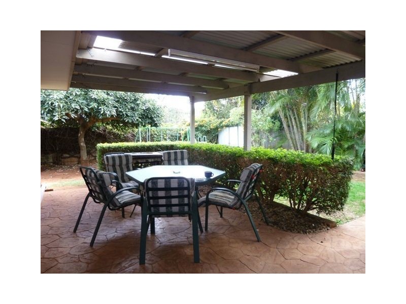 6 Montrose Place, Redland Bay QLD 4165