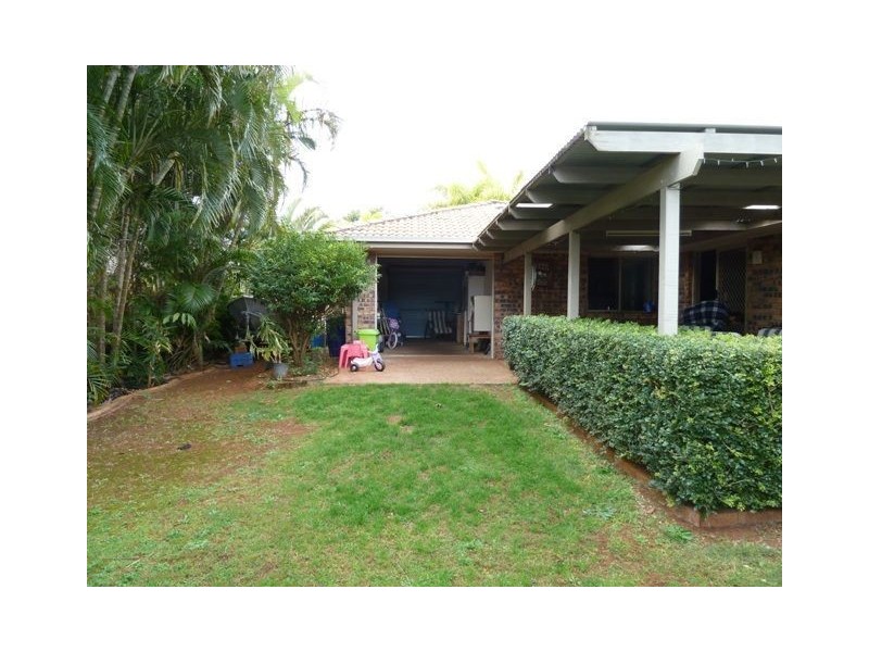 6 Montrose Place, Redland Bay QLD 4165