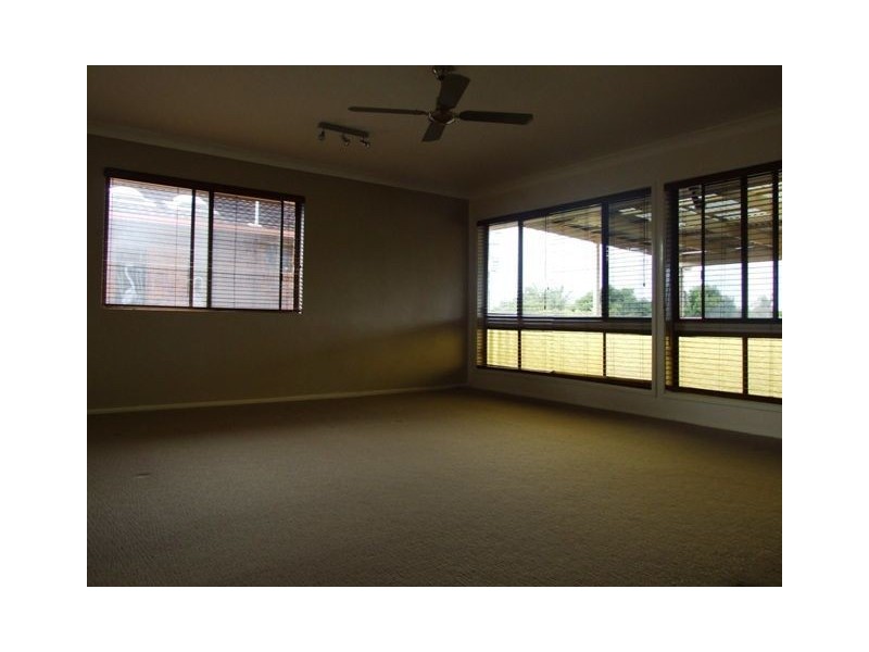 64 Pt Halloran Rd, Victoria Point QLD 4165