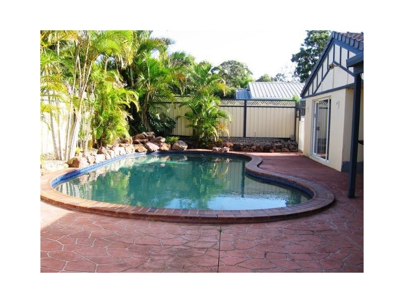 15 Winchester Rd, Alexandra Hills QLD 4161