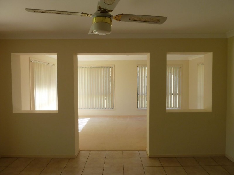 8 Horizon Place, Redland Bay QLD 4165