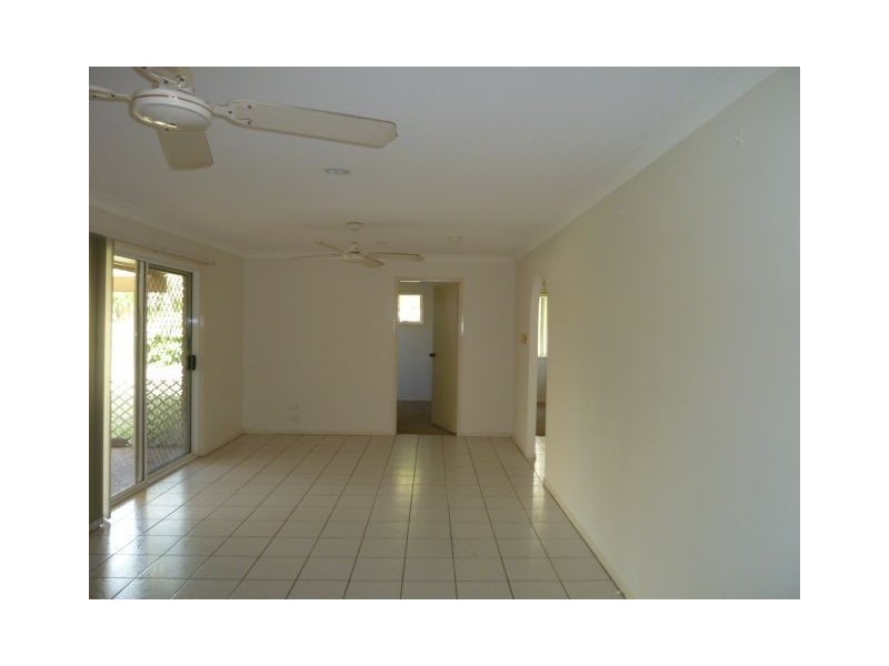 8 Sharr Street, Victoria Point QLD 4165