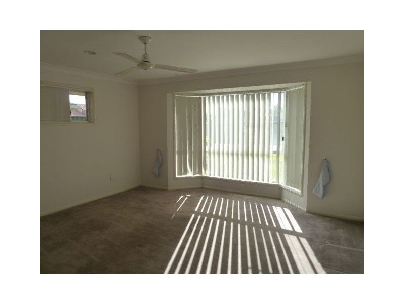 8 Sharr Street, Victoria Point QLD 4165