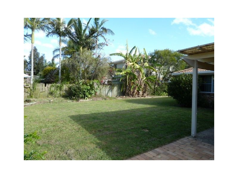 8 Sharr Street, Victoria Point QLD 4165