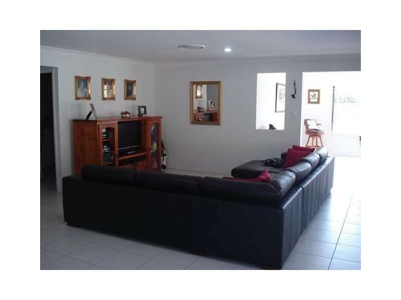 5 Creekwood St, Victoria Point QLD 4165