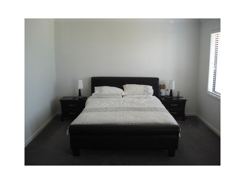 5 Creekwood St, Victoria Point QLD 4165