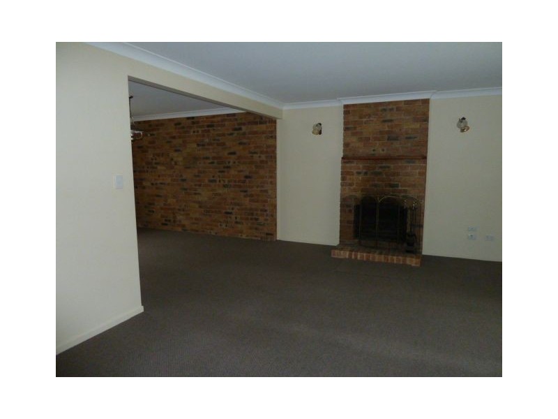 2 Albert Street, Victoria Point QLD 4165