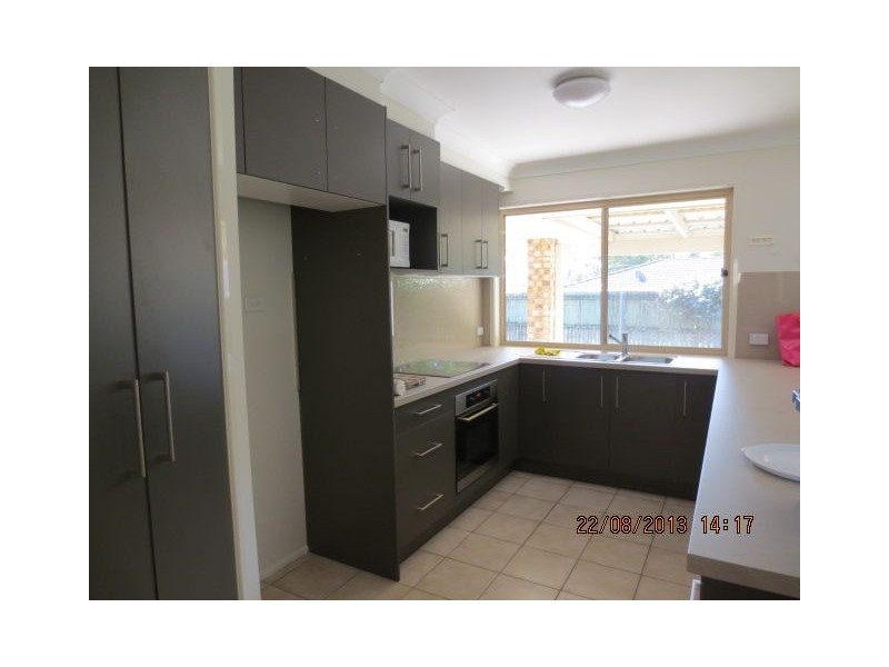 4 Poinciana Street, Victoria Point QLD 4165