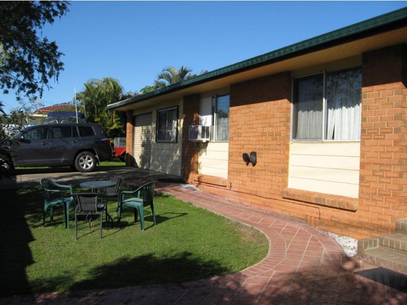 51 Bailey Rd, Birkdale QLD 4159