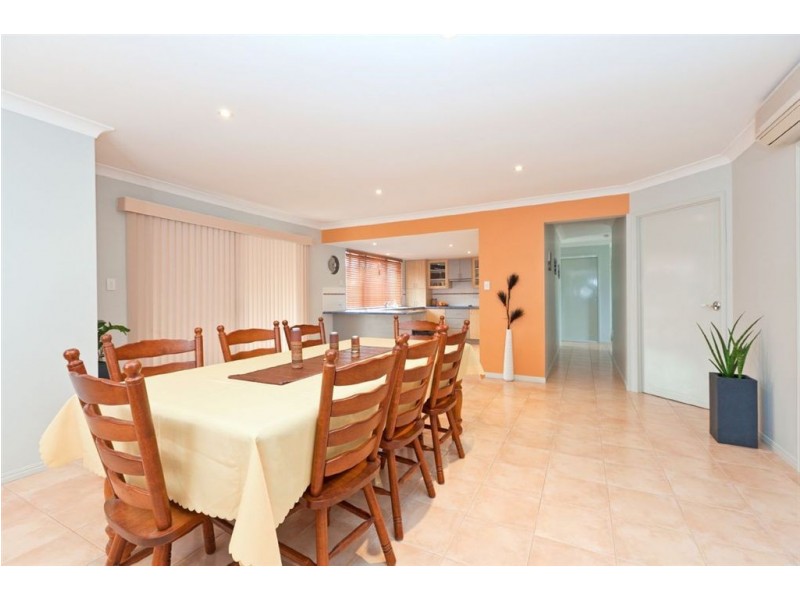 51 Brookvale Dr, Redland Bay QLD 4165