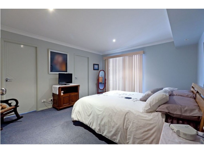 51 Brookvale Dr, Redland Bay QLD 4165