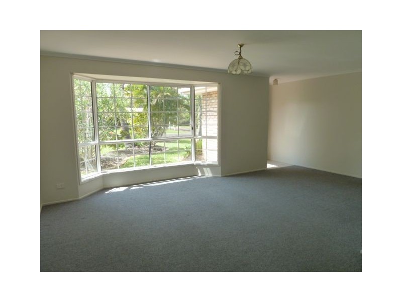 6 Troon Crt, Victoria Point QLD 4165