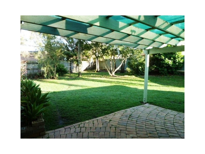 6 Troon Crt, Victoria Point QLD 4165