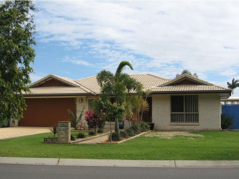 37 Parklink Dr, Redland Bay QLD 4165