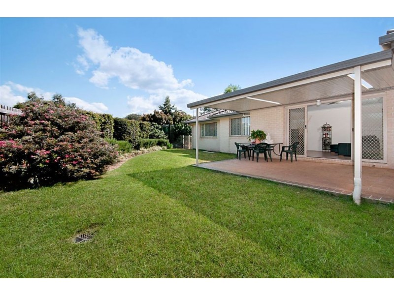 11 Dory Cl, Redland Bay QLD 4165