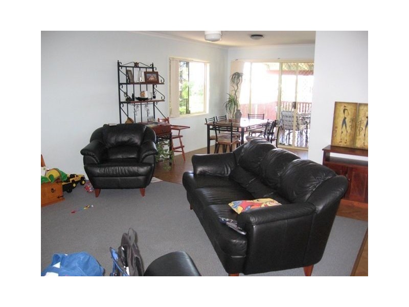 10 Serpentine Creek Rd, Redland Bay QLD 4165