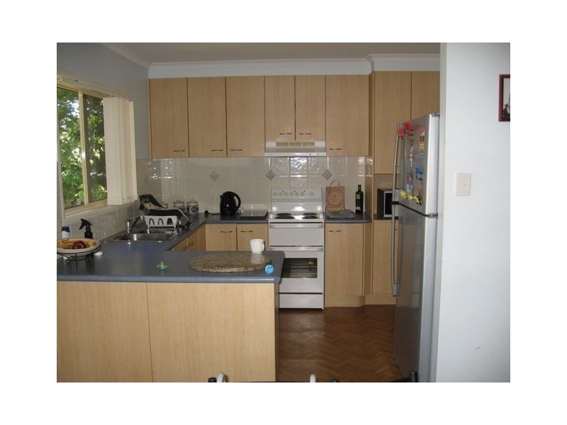 10 Serpentine Creek Rd, Redland Bay QLD 4165