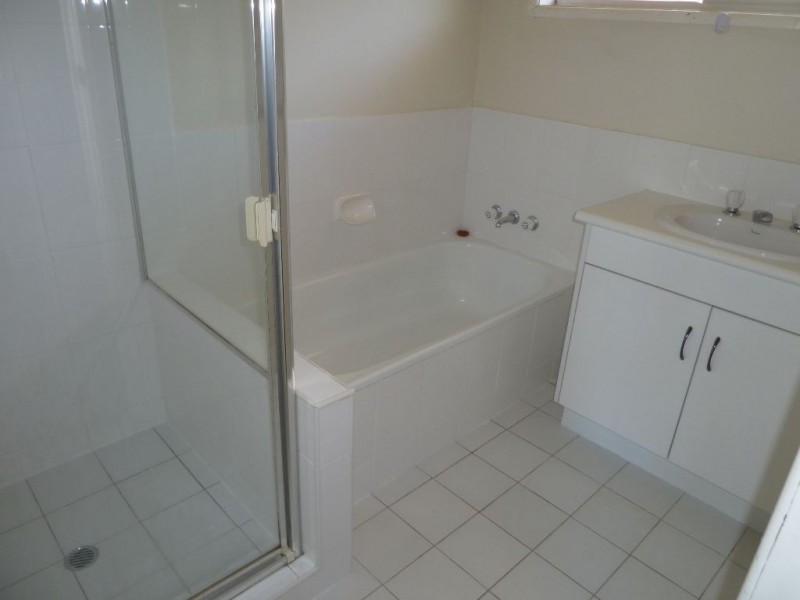 8 Lancewood Street, Victoria Point QLD 4165