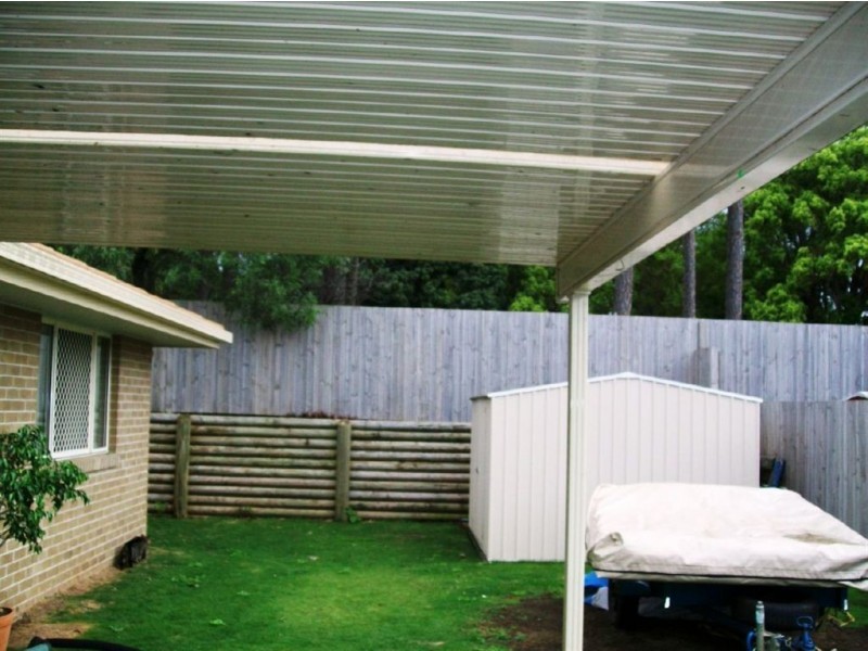 8 Scampi Place, Redland Bay QLD 4165