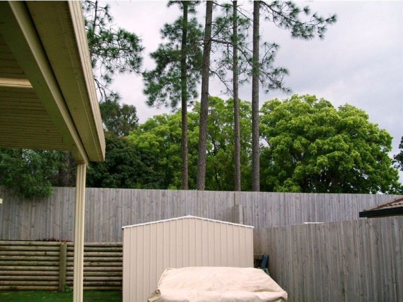 8 Scampi Place, Redland Bay QLD 4165