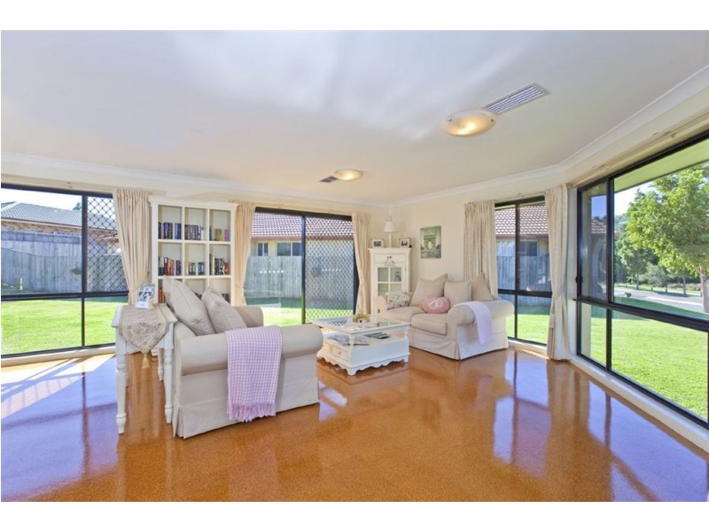 4 Habitat Drive, Redland Bay QLD 4165