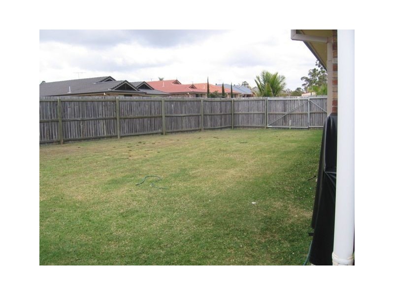 9 Fernwood Crt, Victoria Point QLD 4165