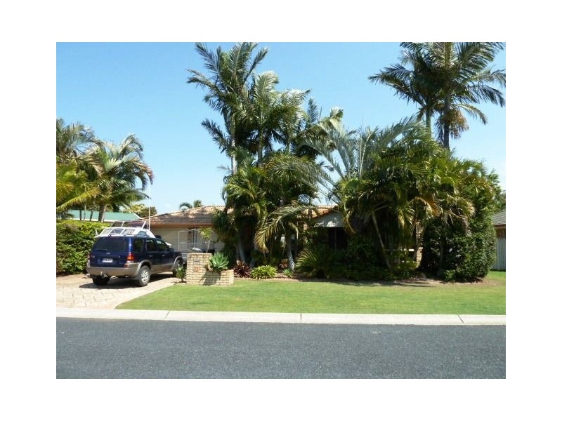 22 Spruce Ave, Victoria Point QLD 4165