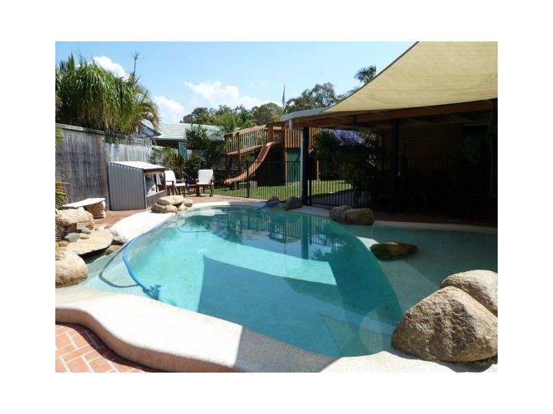 22 Spruce Ave, Victoria Point QLD 4165