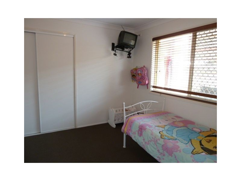 22 Spruce Ave, Victoria Point QLD 4165