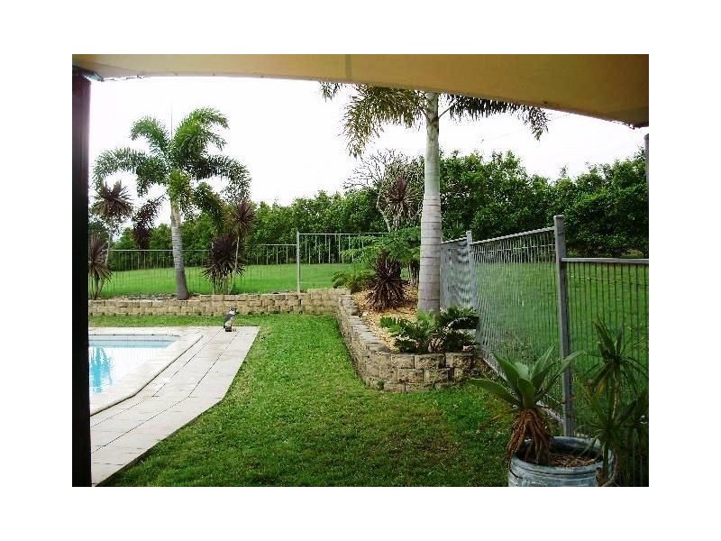 83-87 Giles Rd, Redland Bay QLD 4165
