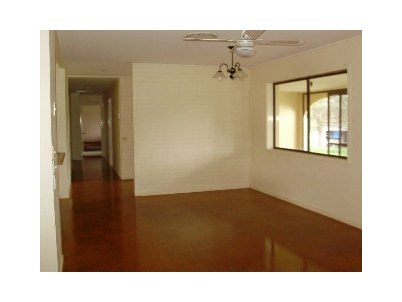 83-87 Giles Rd, Redland Bay QLD 4165