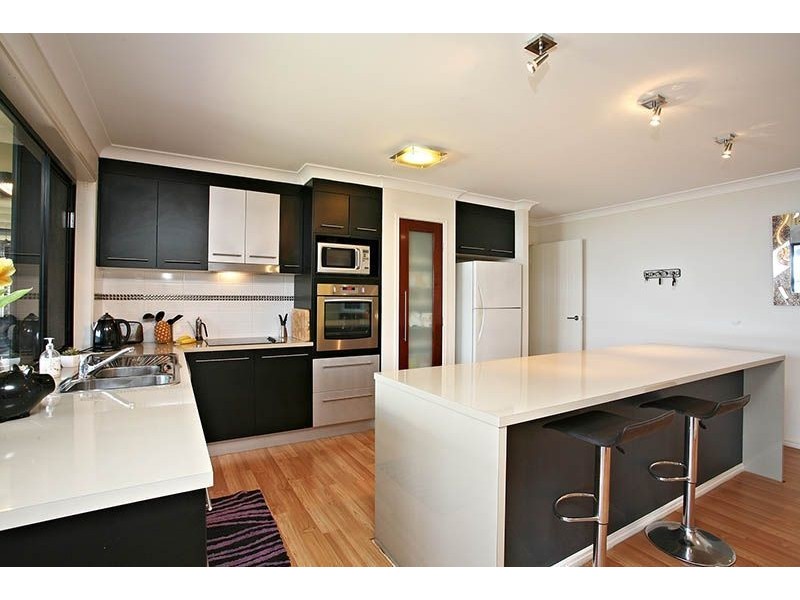 14 Syracuse St, Redland Bay QLD 4165