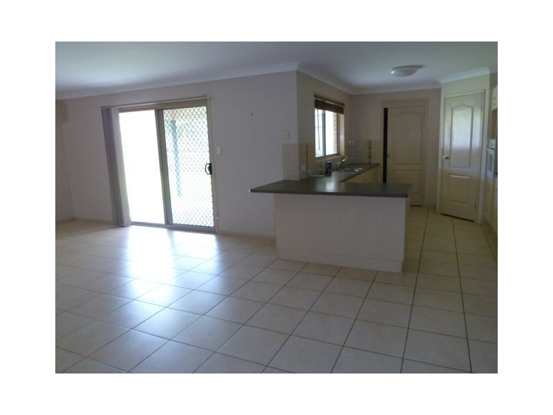 23 Snipe Street, Redland Bay QLD 4165