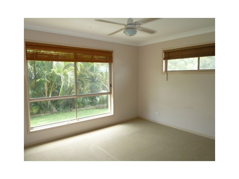 23 Snipe Street, Redland Bay QLD 4165