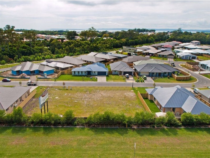 21 Cimmaron Circuit, Thornlands QLD 4164