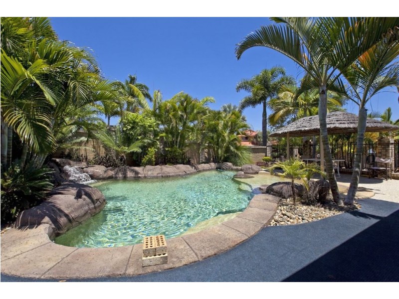 1 Apollo Ct, Victoria Point QLD 4165
