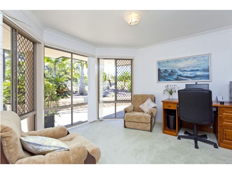 1 Apollo Ct, Victoria Point QLD 4165