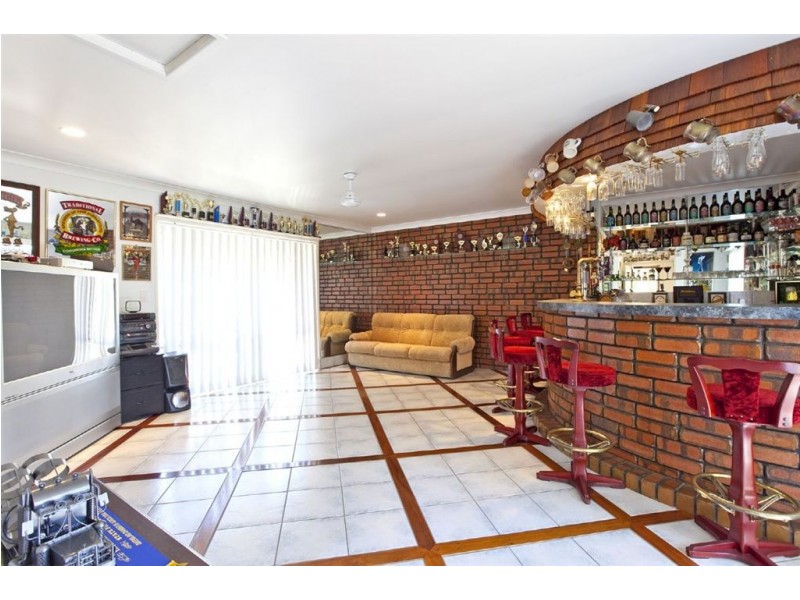1 Apollo Ct, Victoria Point QLD 4165