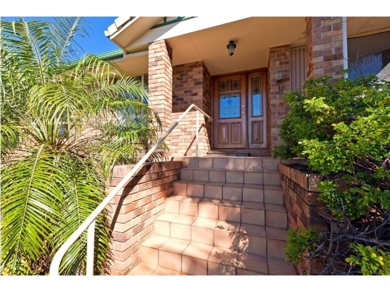 7 Finuge Court, Victoria Point QLD 4165