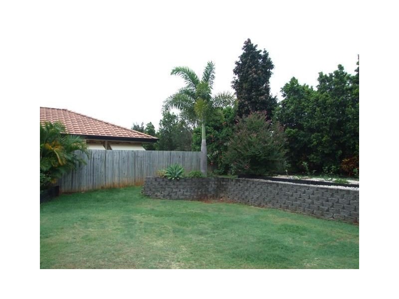 8 Horsley Place, Victoria Point QLD 4165
