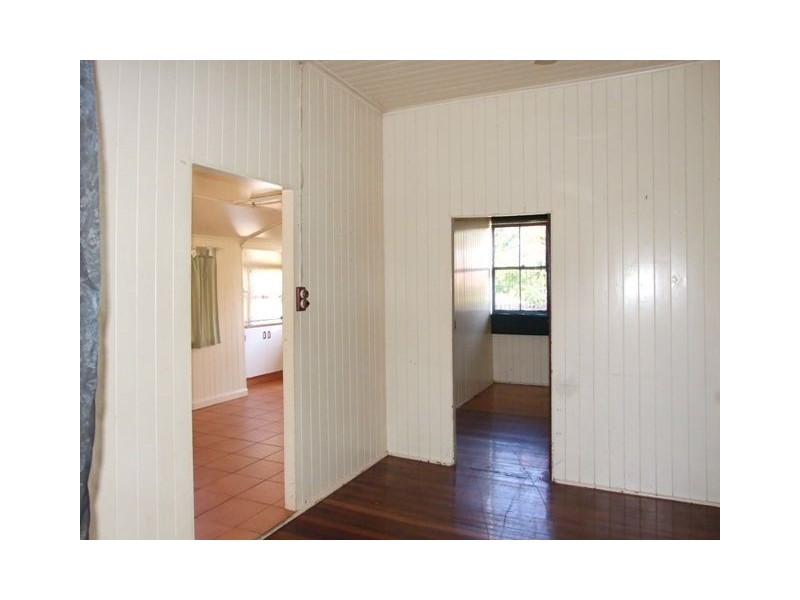 26 Weinam St, Redland Bay QLD 4165